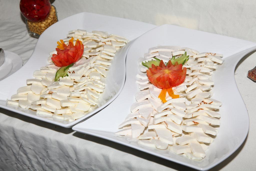 Midtown Hotel & Suites Beirut Bagian luar foto