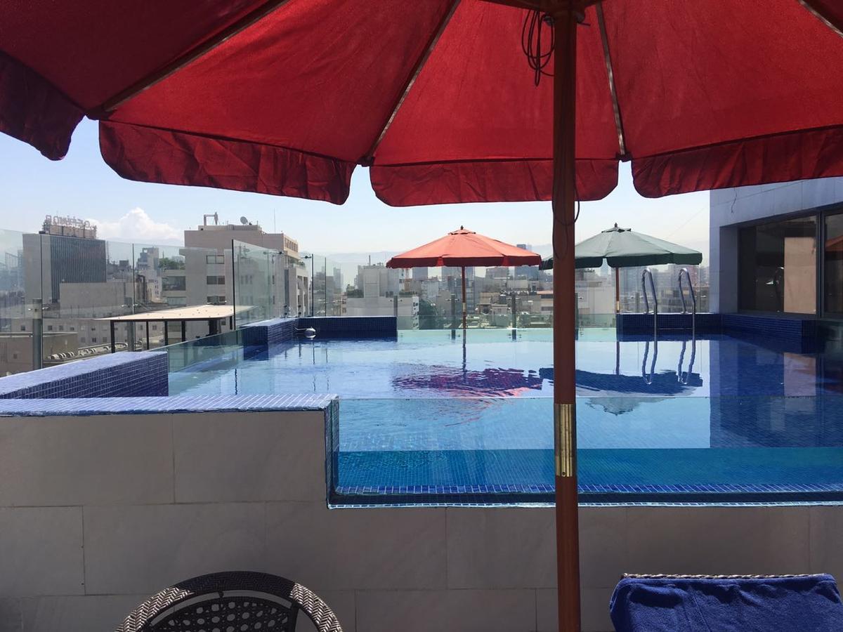 Midtown Hotel & Suites Beirut Bagian luar foto