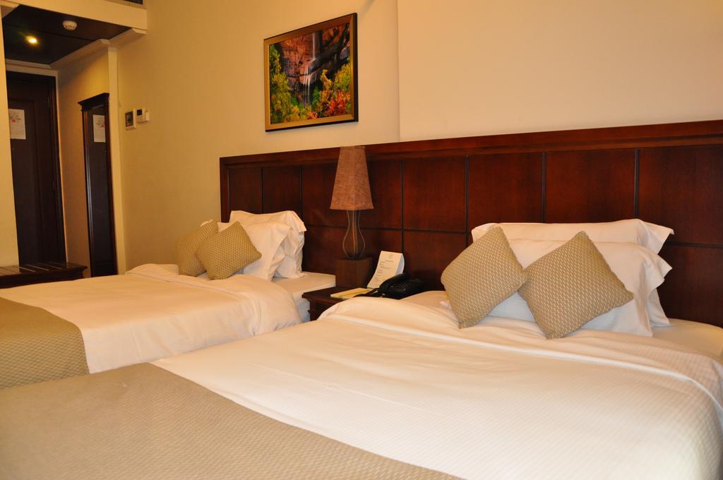 Midtown Hotel & Suites Beirut Bagian luar foto